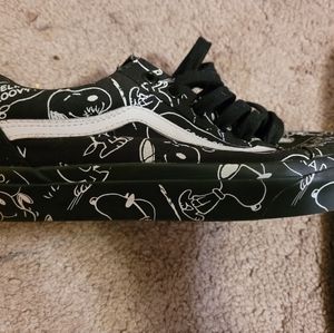 Vans x Snoopy Old Skool shoes